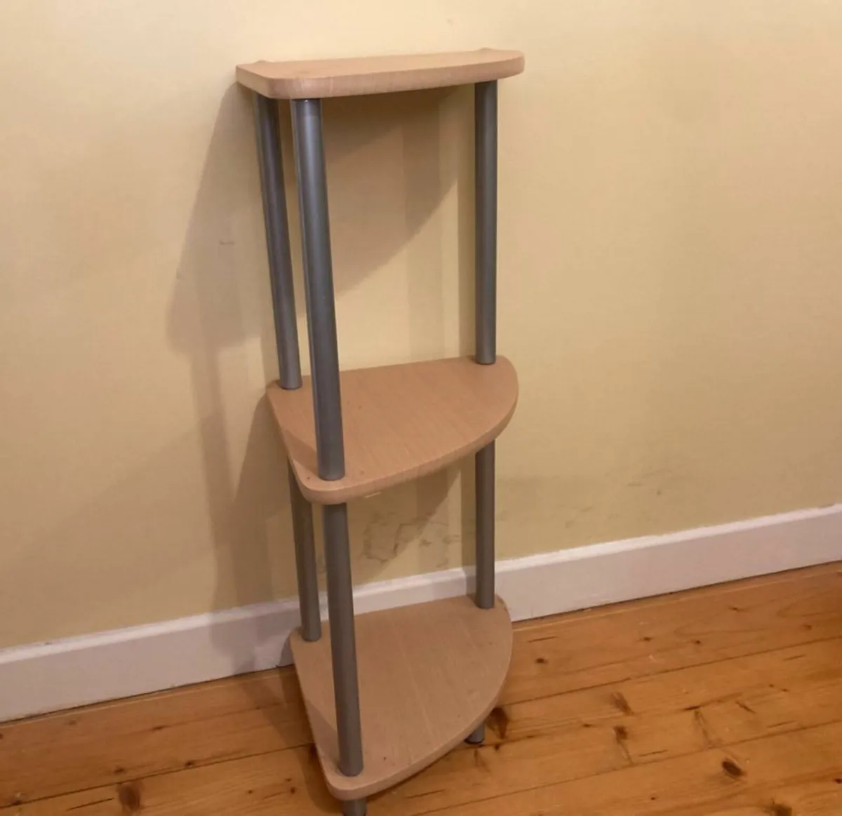 3-Tier Wooden Shelf - Sturdy Corner Storage Unit - Image 2