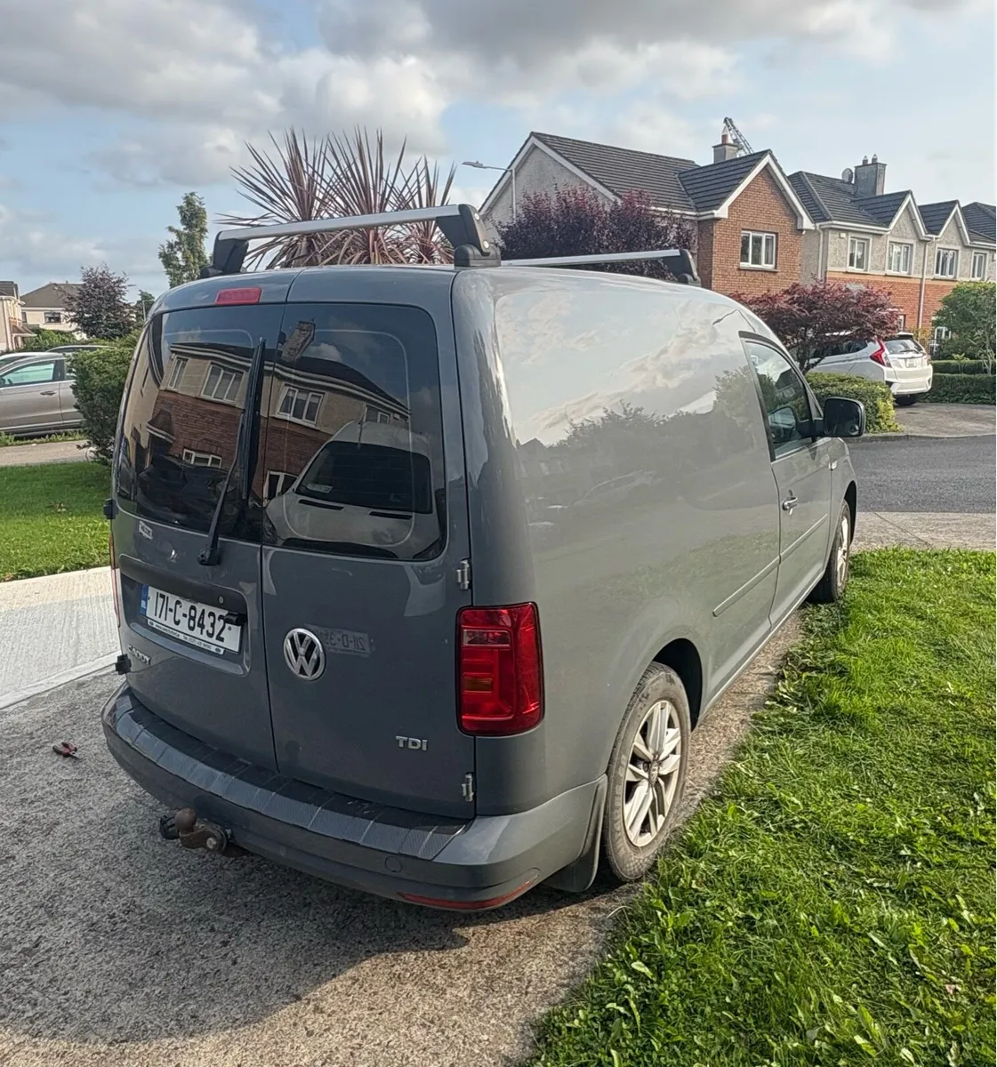 Volkswagen caddy 2.0 tdi highline 105bhp - Image 4