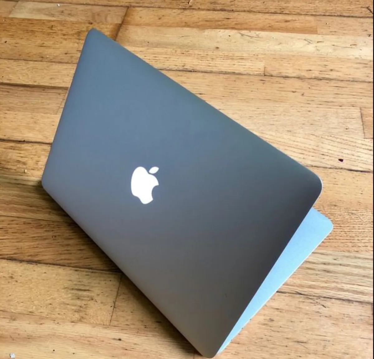 MacBook Air 2015 - Image 1