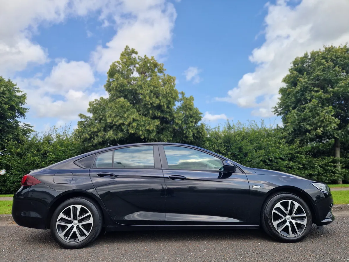 Opel Insignia Grand Sport ,WARRANTY SUPERB - Image 4
