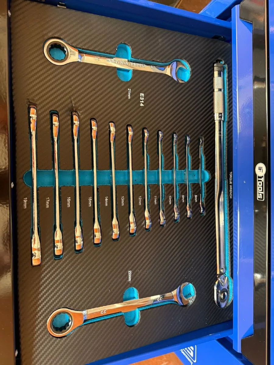 Brand new 7 drawer tool chest - Image 1