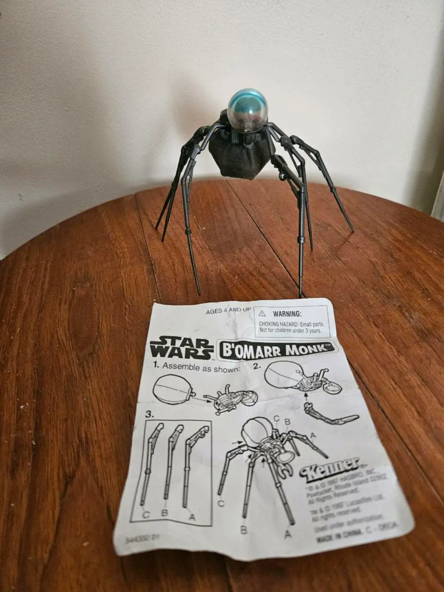 Star Wars B'Omarr Monk - Image 1