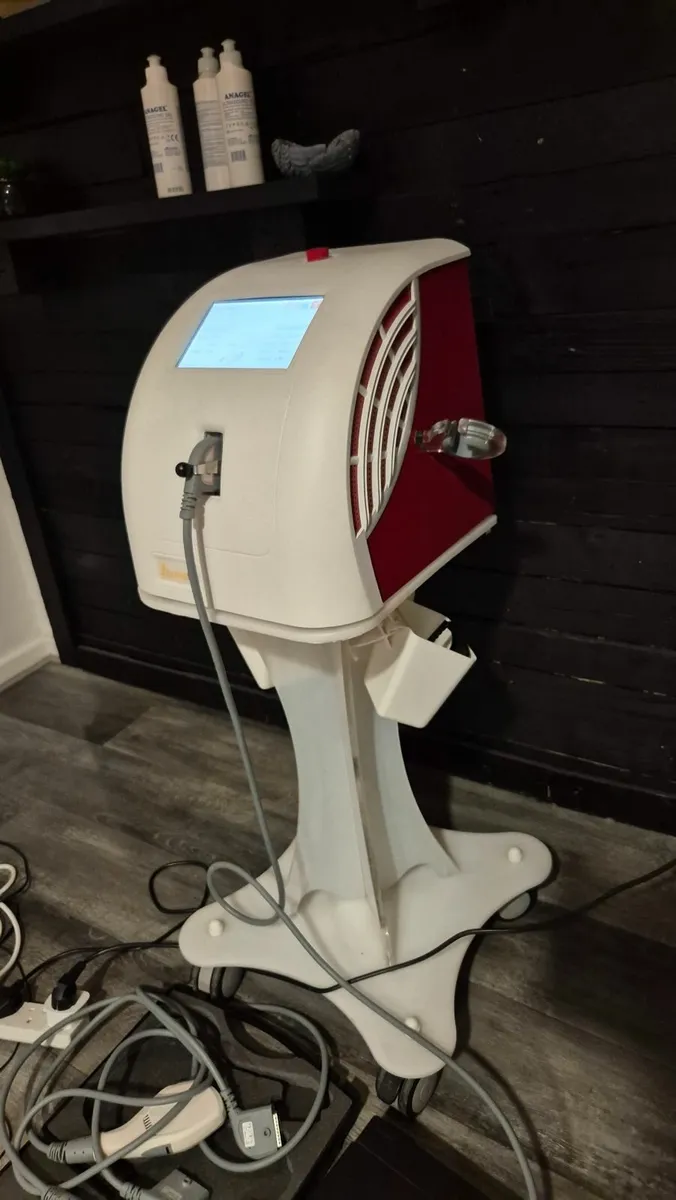 ××HAIR REMOVAL MACHINE FORMAT TK IPL MACHINE - Image 4