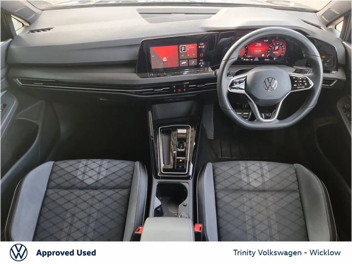 Volkswagen Golf R-line DSG - Automatic Mhev 1.5 E - Image 2