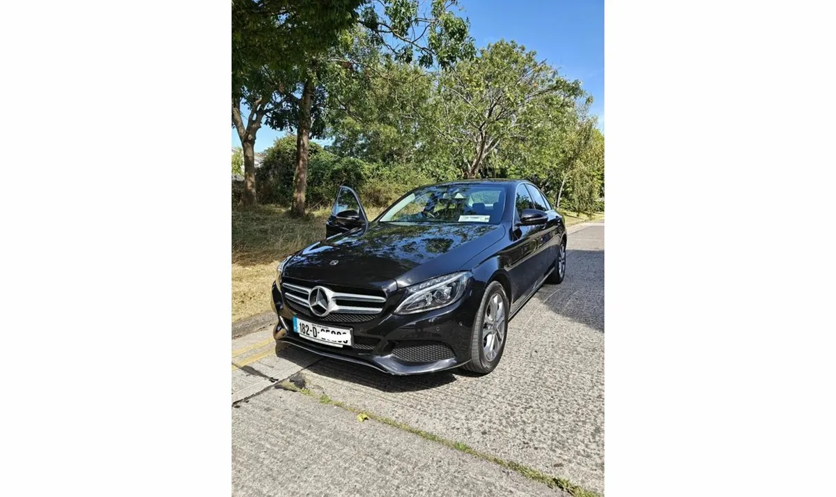 Mercedes-Benz C-Class 2018 - Image 2