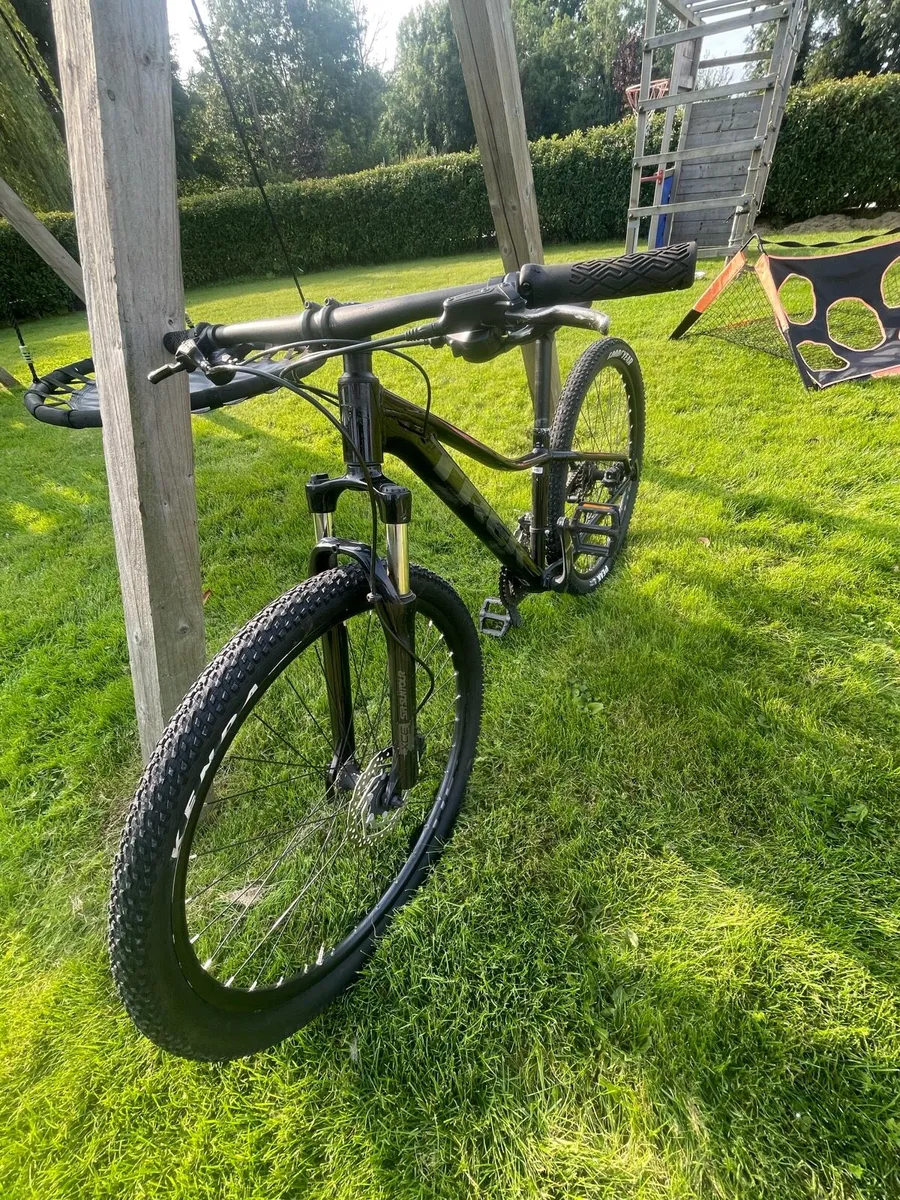 mountain bike - Image 1