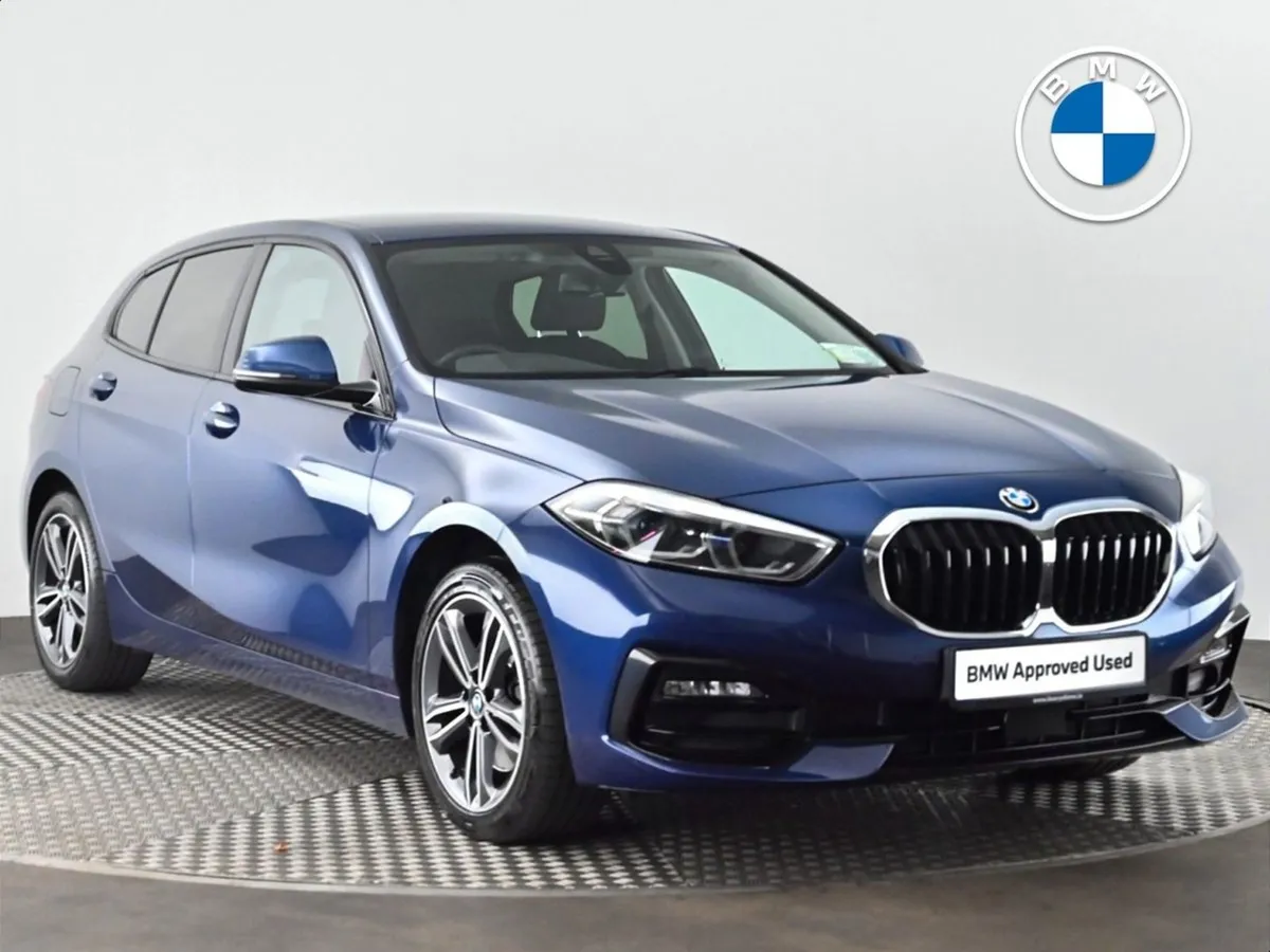 BMW 1 Series 118i Sport - Image 1
