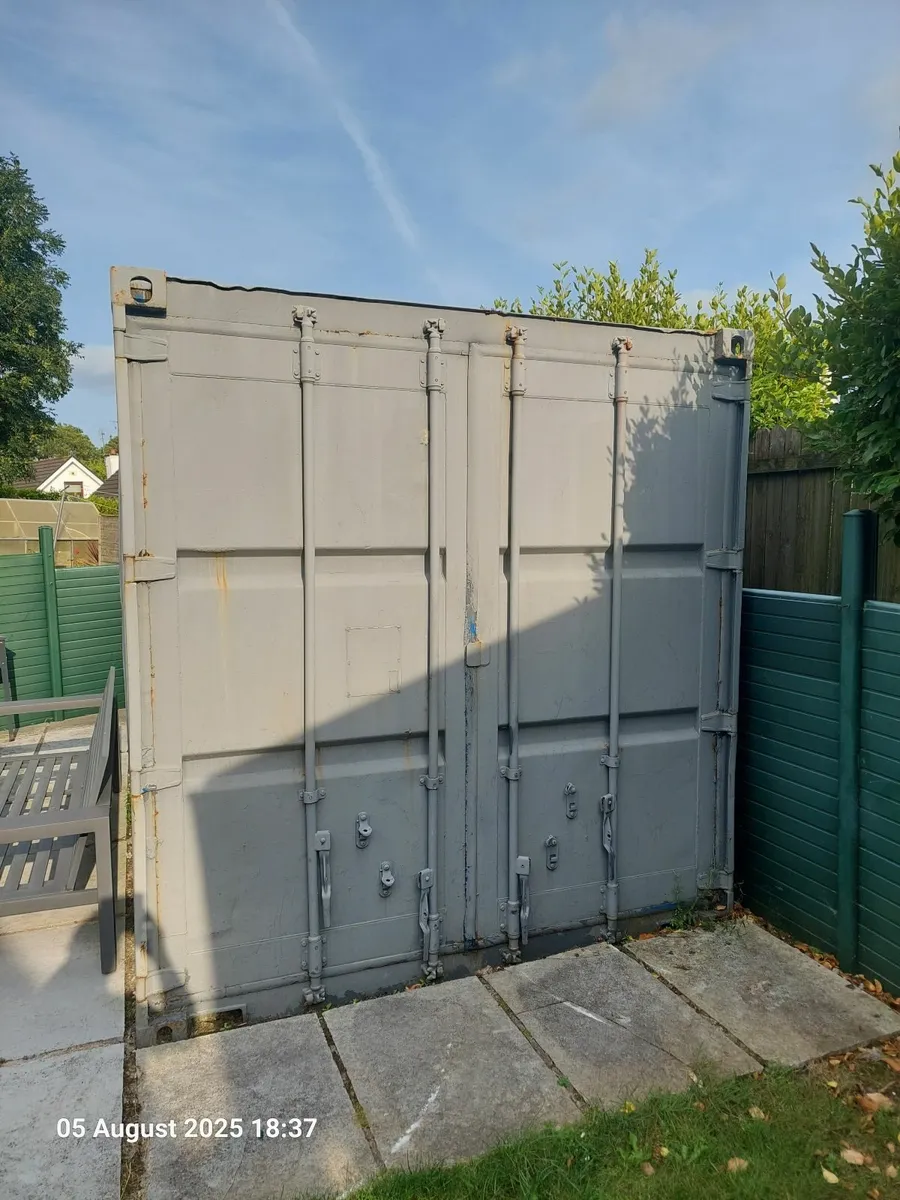 shipping container - Image 1