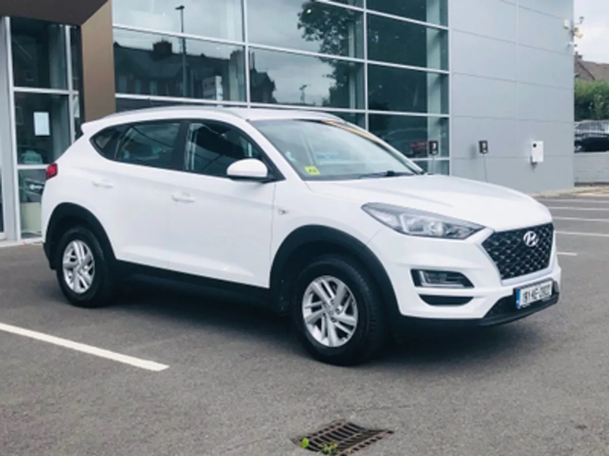 Hyundai Tucson Comfort 1.6 Petrol - Image 3