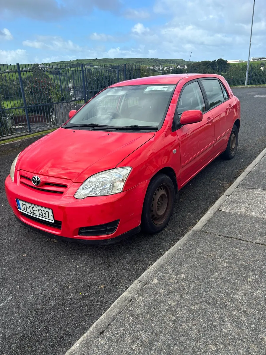 2007 Toyota Corolla 1.4 petrol 1 owner - Image 2