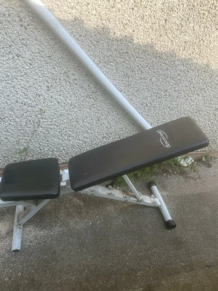 Olympic weight plates and adjustable bench - Image 2