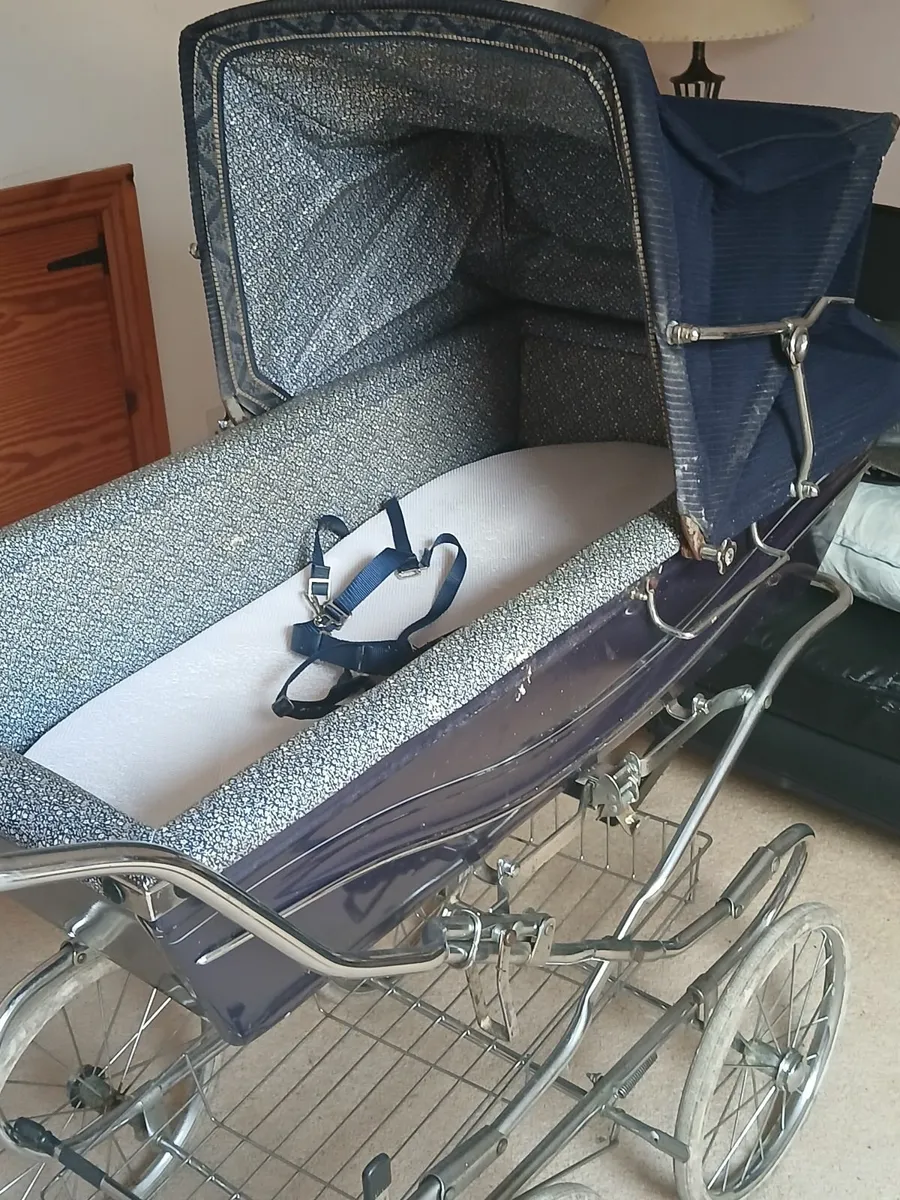 Pram - Image 4