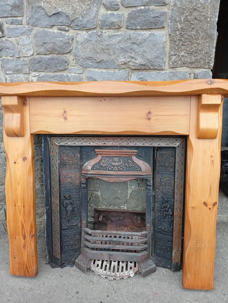 Fireplace surround and insert - Image 1