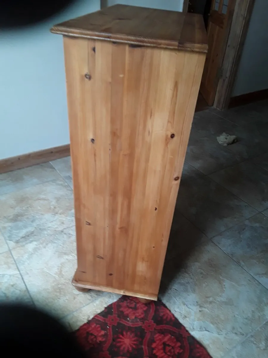 Large solid pine chest drawers - Image 2