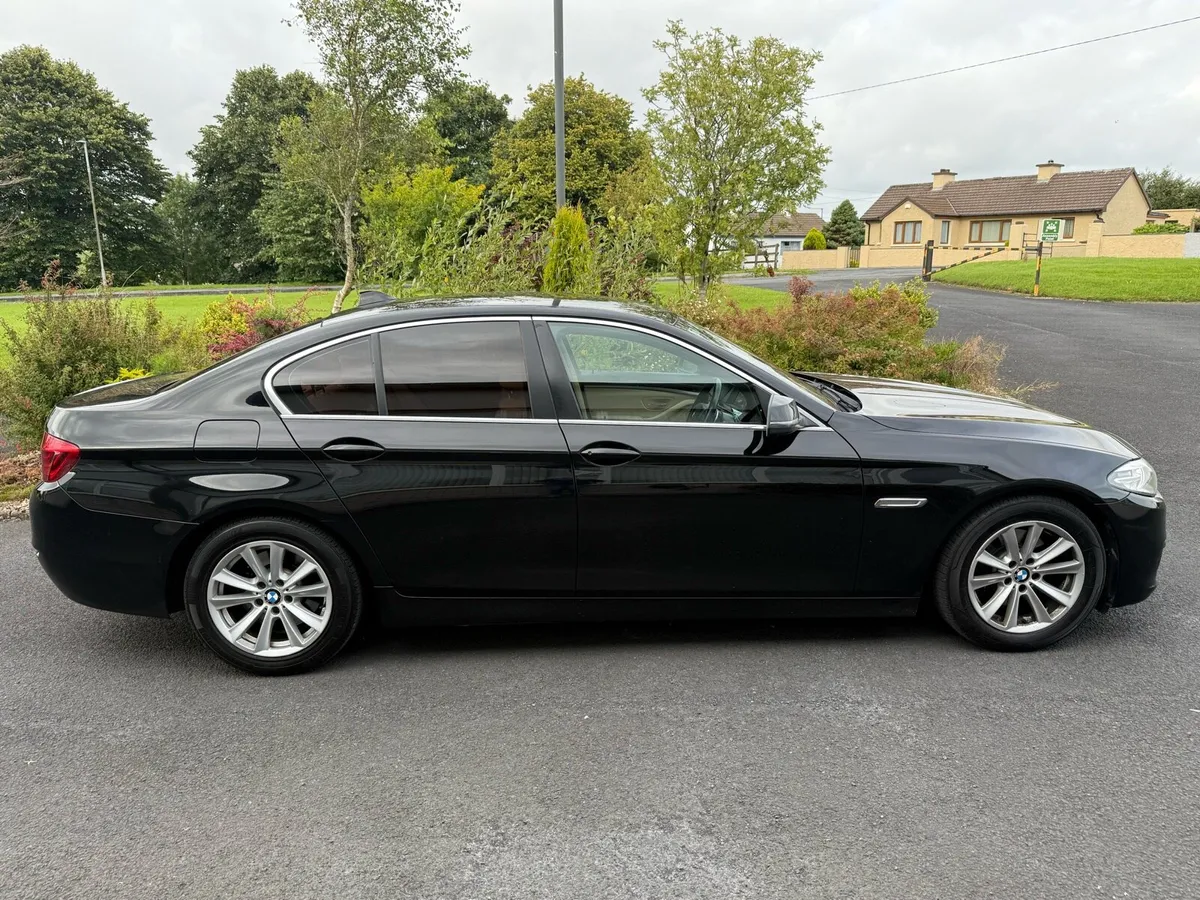 2014 BMW 520D Automatic - Image 2