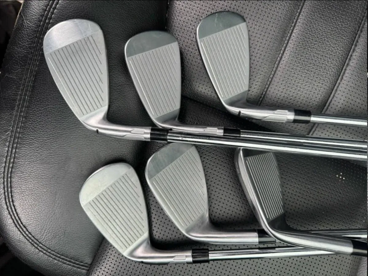 TaylorMade 2025 Qi Irons 5-PW Regular Flex - Image 3