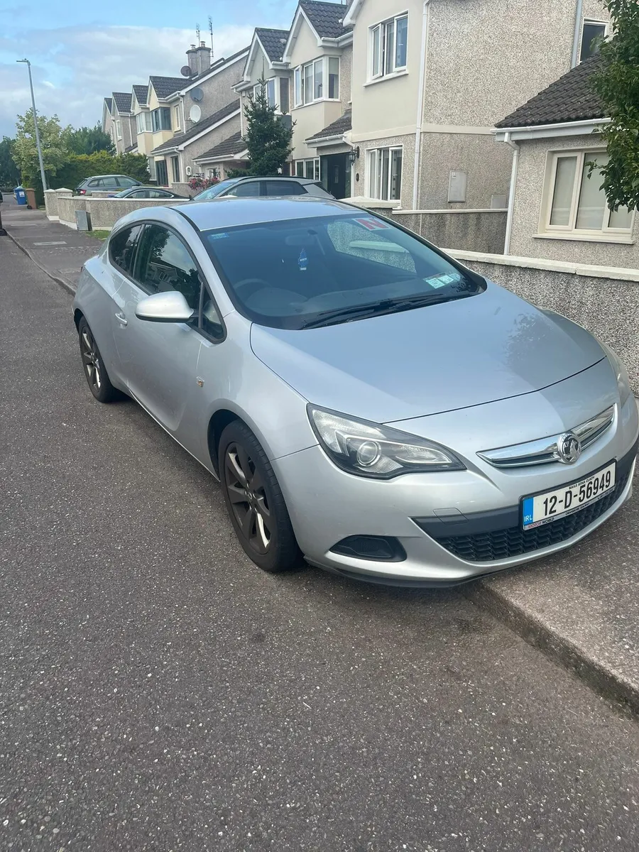 Vauxhall Astra GTC - Image 1