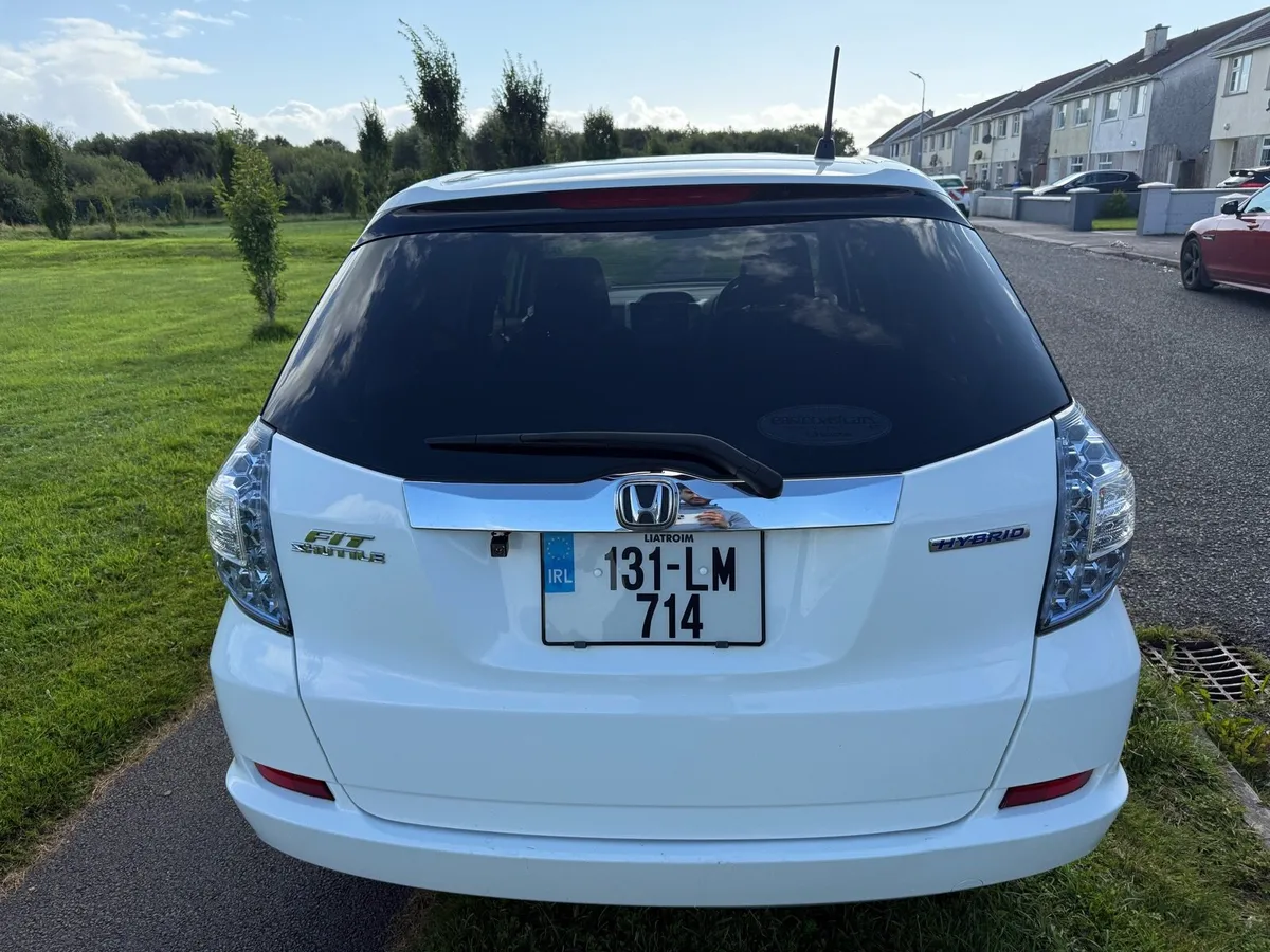 Honda fit shuttle - Image 1