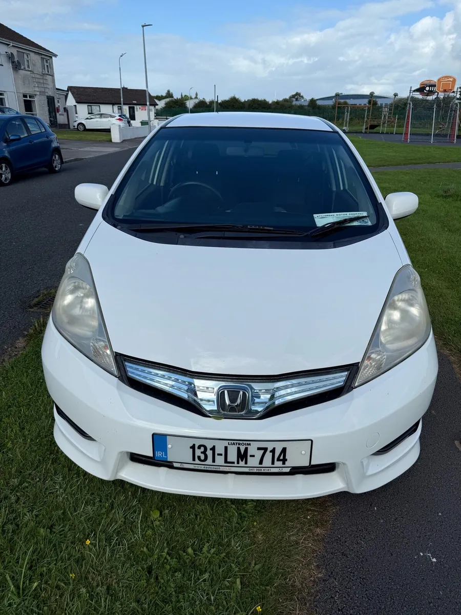 Honda fit shuttle - Image 2