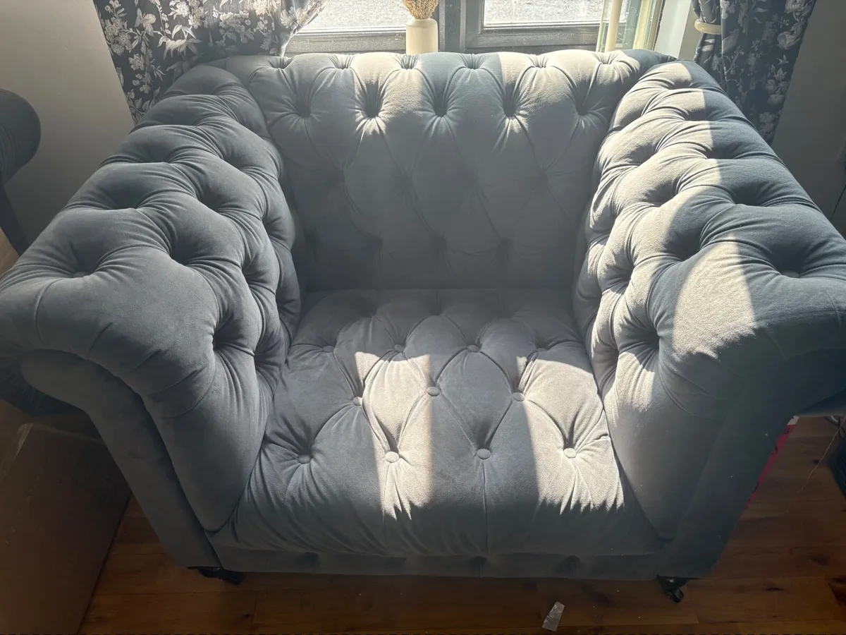 Sofa - Image 4