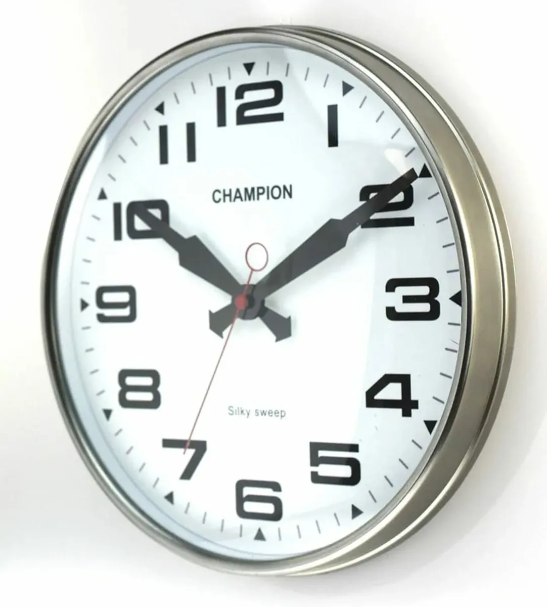 Bold Champion Classic Sweeping Seconds Hand Quartz - Image 3