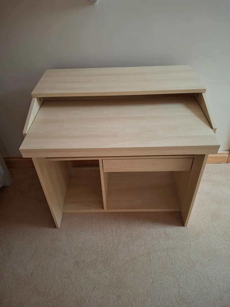 Study Table - Image 1