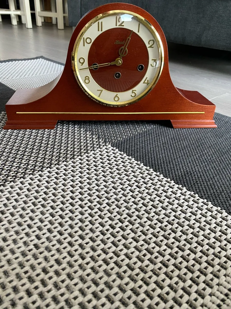 Clock in new condition - Image 1