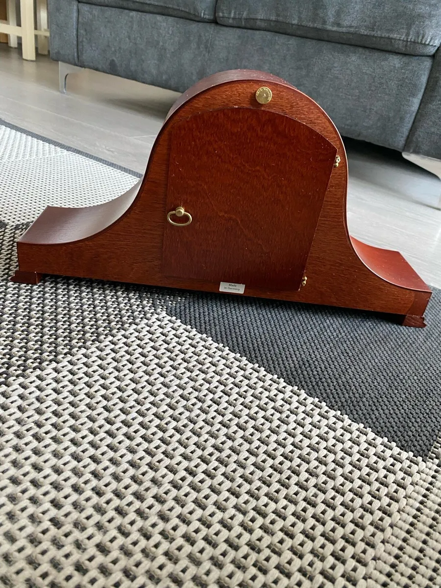 Clock in new condition - Image 3