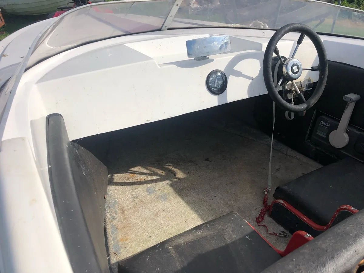 Speed boat - Image 1
