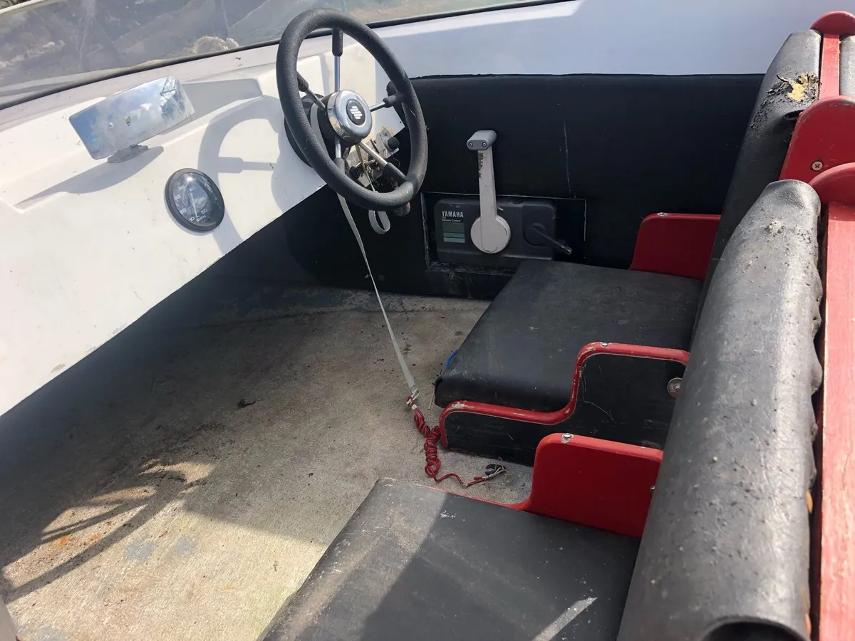 Speed boat - Image 2