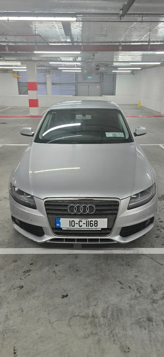 Audi A4 2010 - Image 1