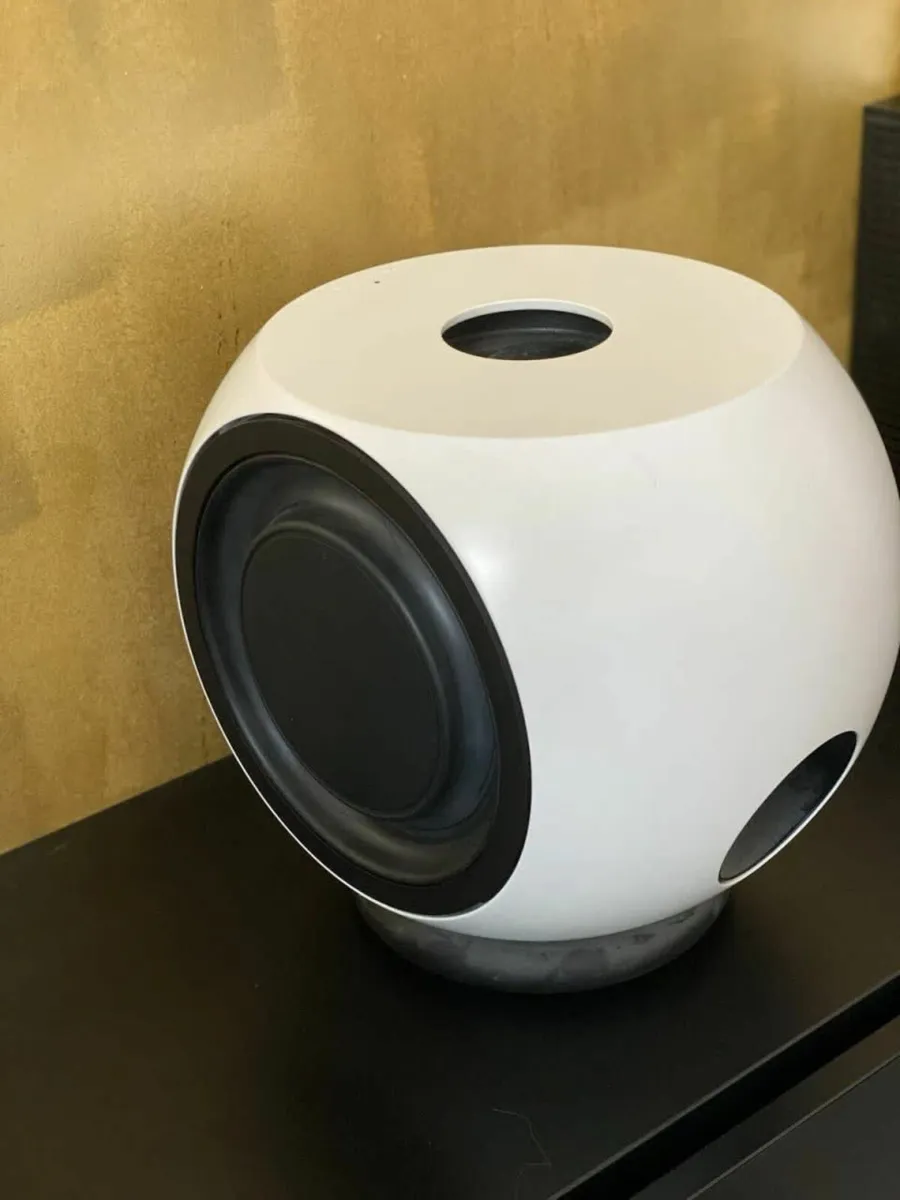 Bang & Olufsen B&O Beolab 2 Subwoofer In White - Image 1