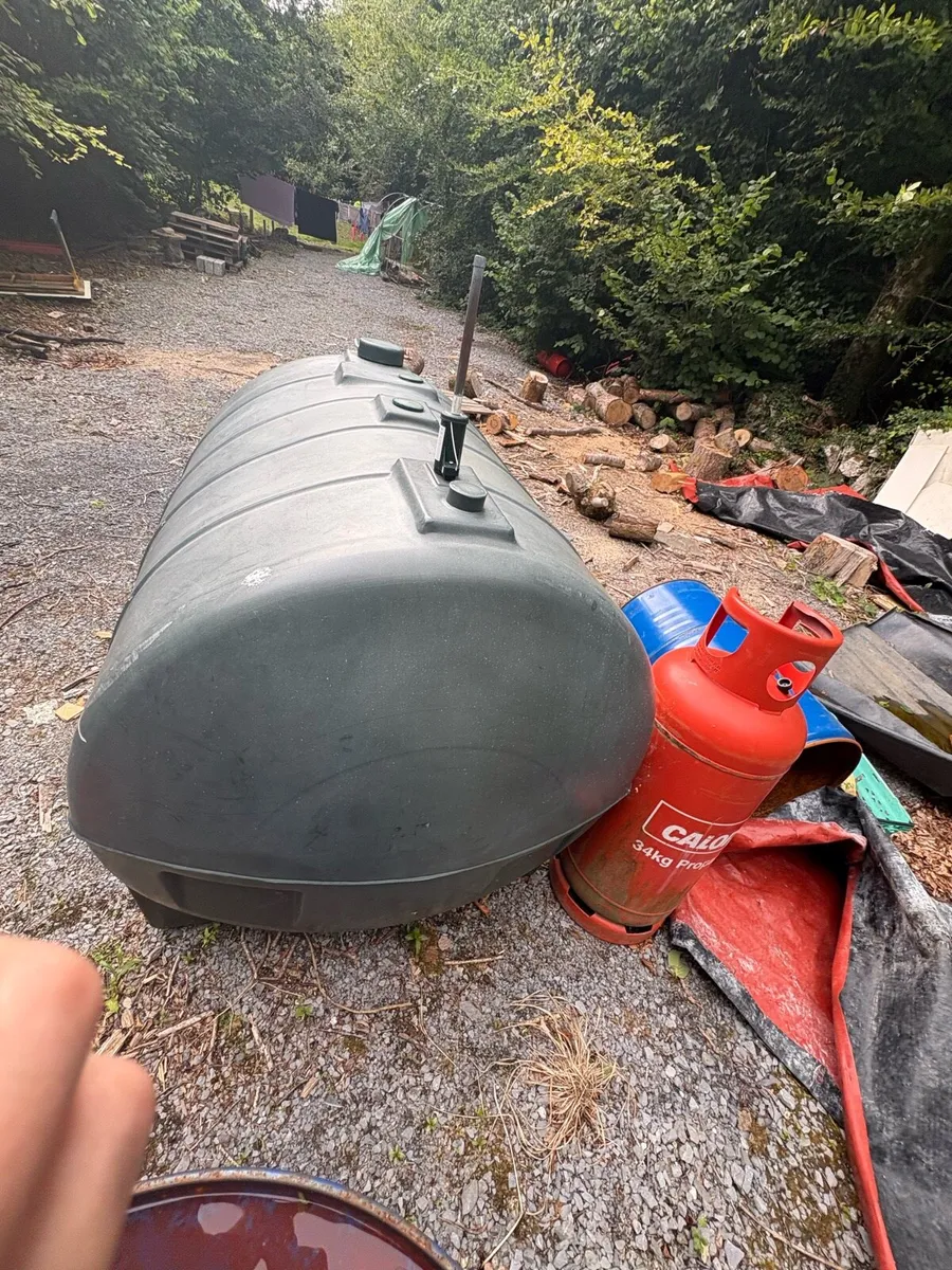 Oil tank - Image 3