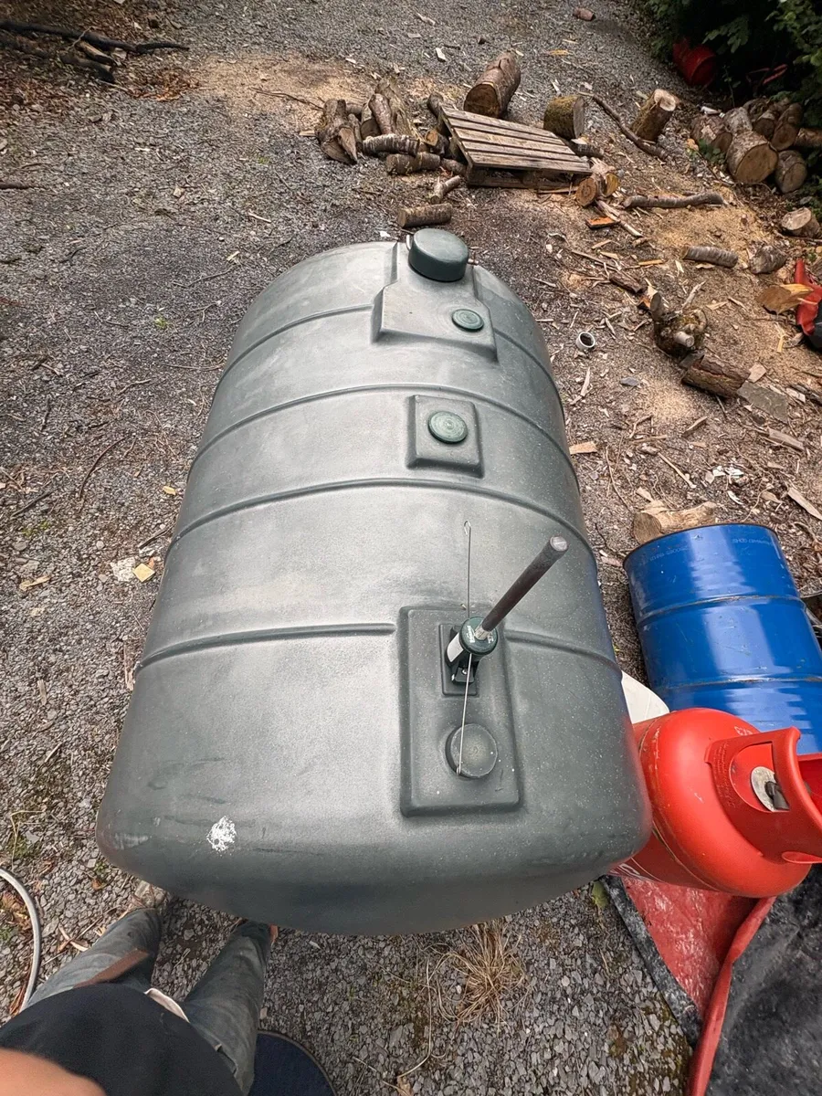 Oil tank - Image 4
