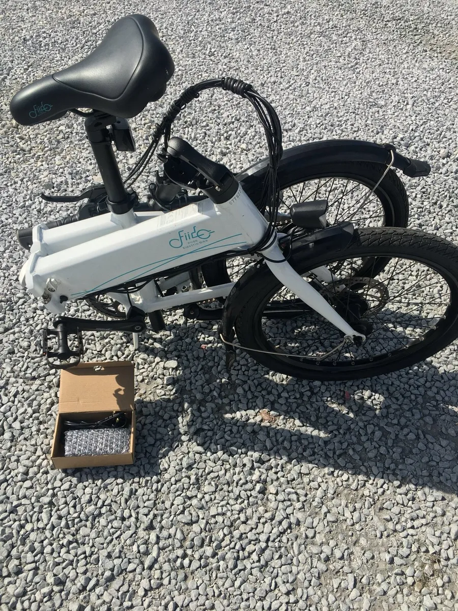 Folding Ebike Fiido D4S good condition - Image 3