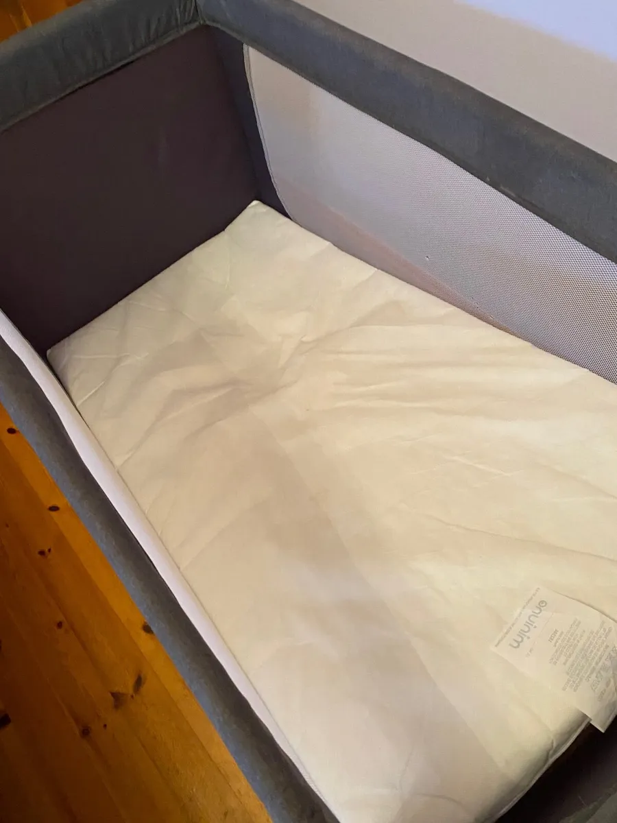Travel Cot - Image 1