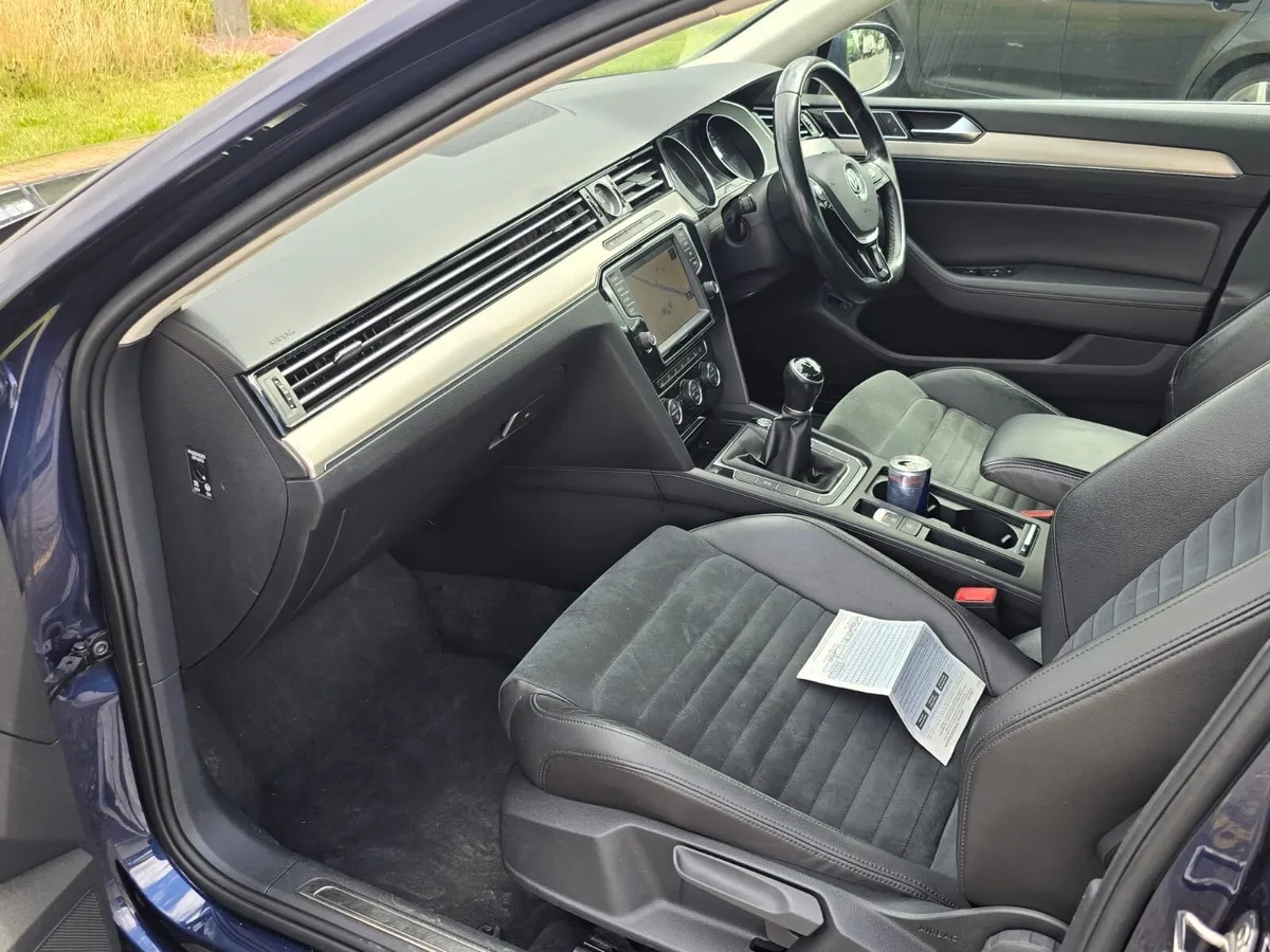 Volkswagen Passat Highline - Image 4