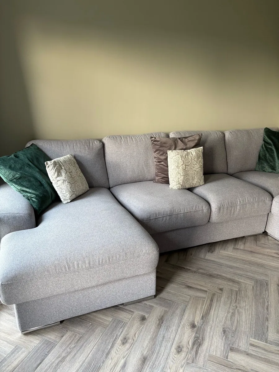 Grand Duke L Shaped Couch - Image 2