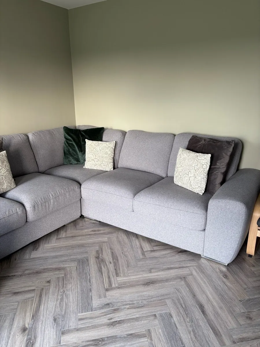 Grand Duke L Shaped Couch - Image 3