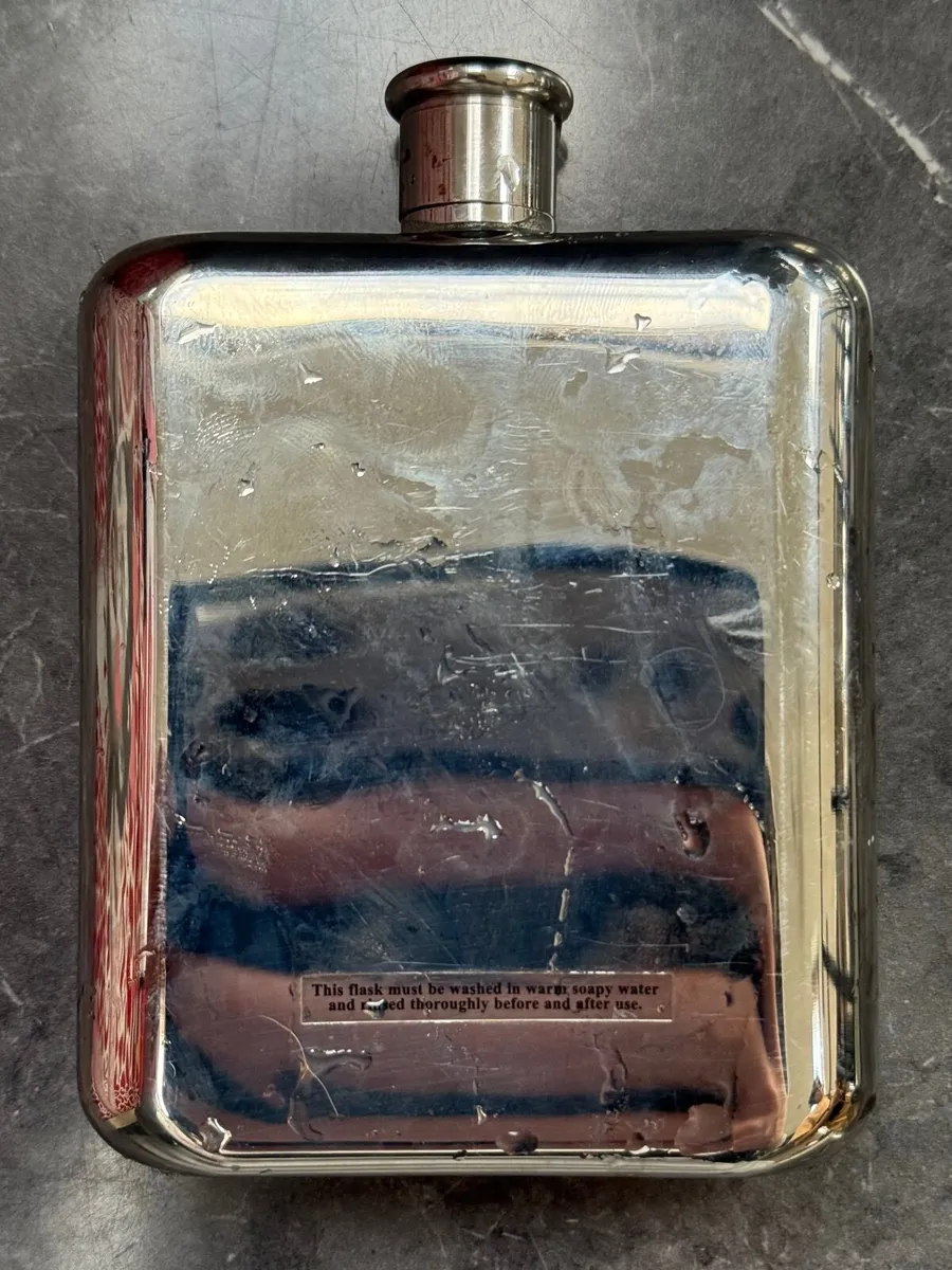 hip flask - Image 2