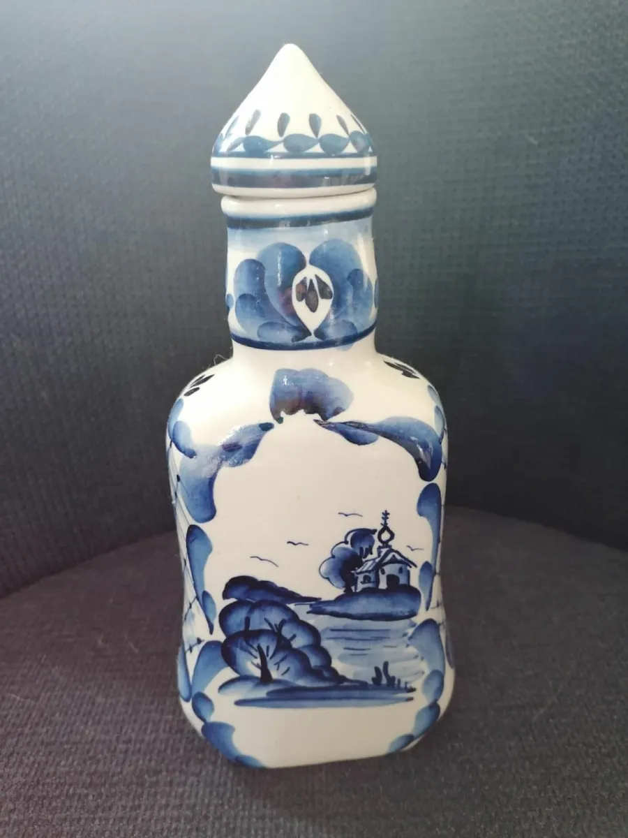GZHEL Folk Art Decanter - Image 4