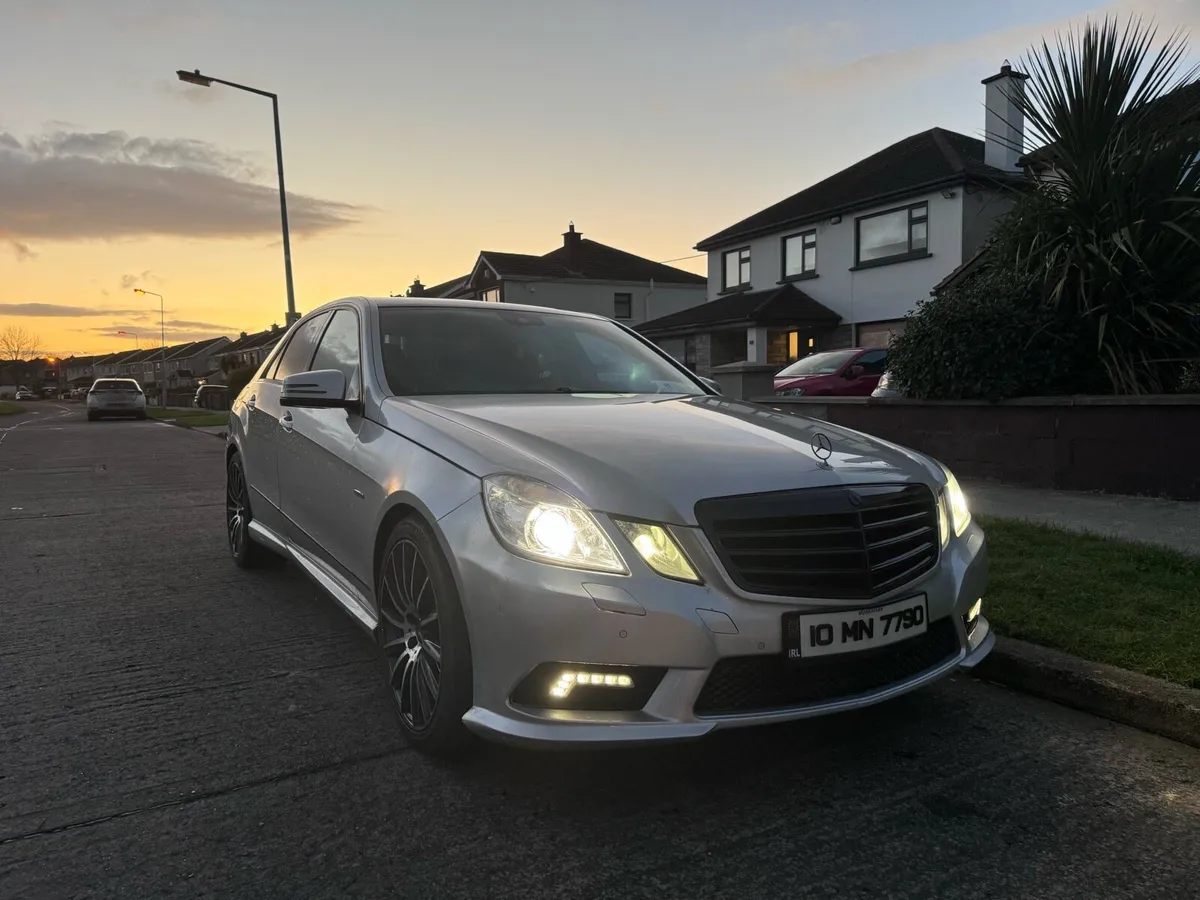 Mercedes Benz E350 CDI AMG 3.0 AMG 3.0 CDI 265 HP - Image 2