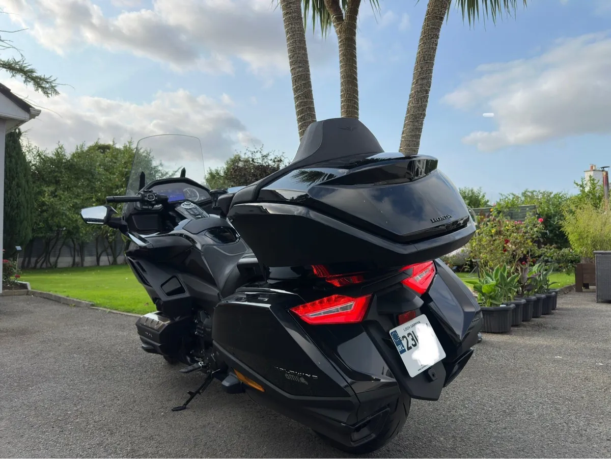 231 Honda Goldwing GL 1800DCT - Image 2