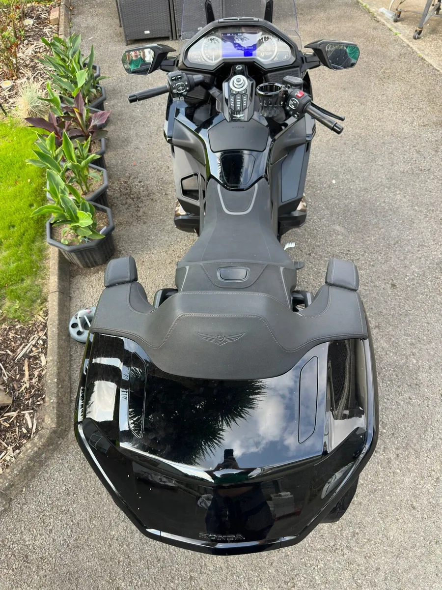 231 Honda Goldwing GL 1800DCT - Image 4