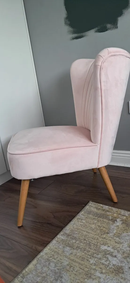 Chair - Image 4