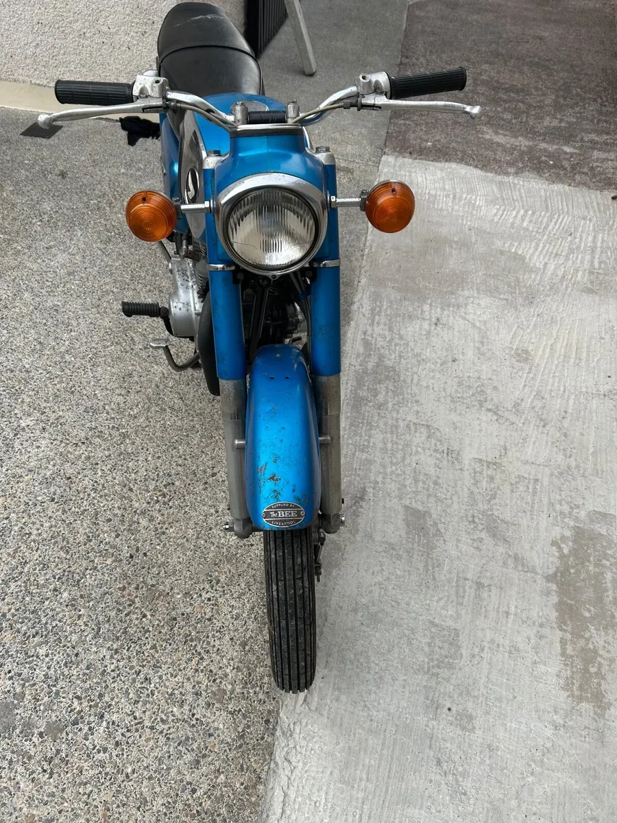 Honda 175 vintage bike - Image 4