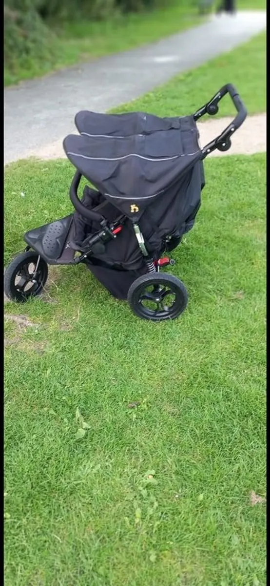 Out n about double buggy v4 - Image 2