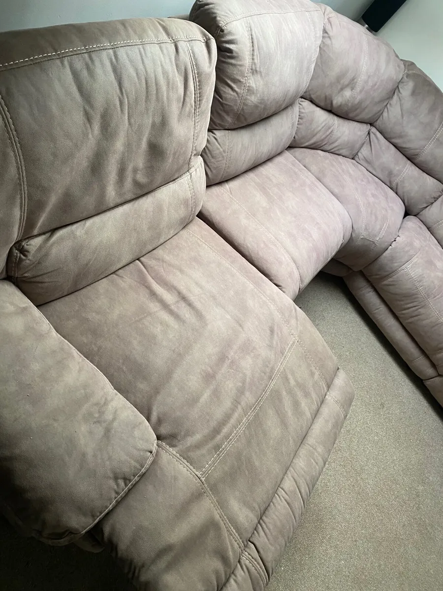 Couch - Image 4