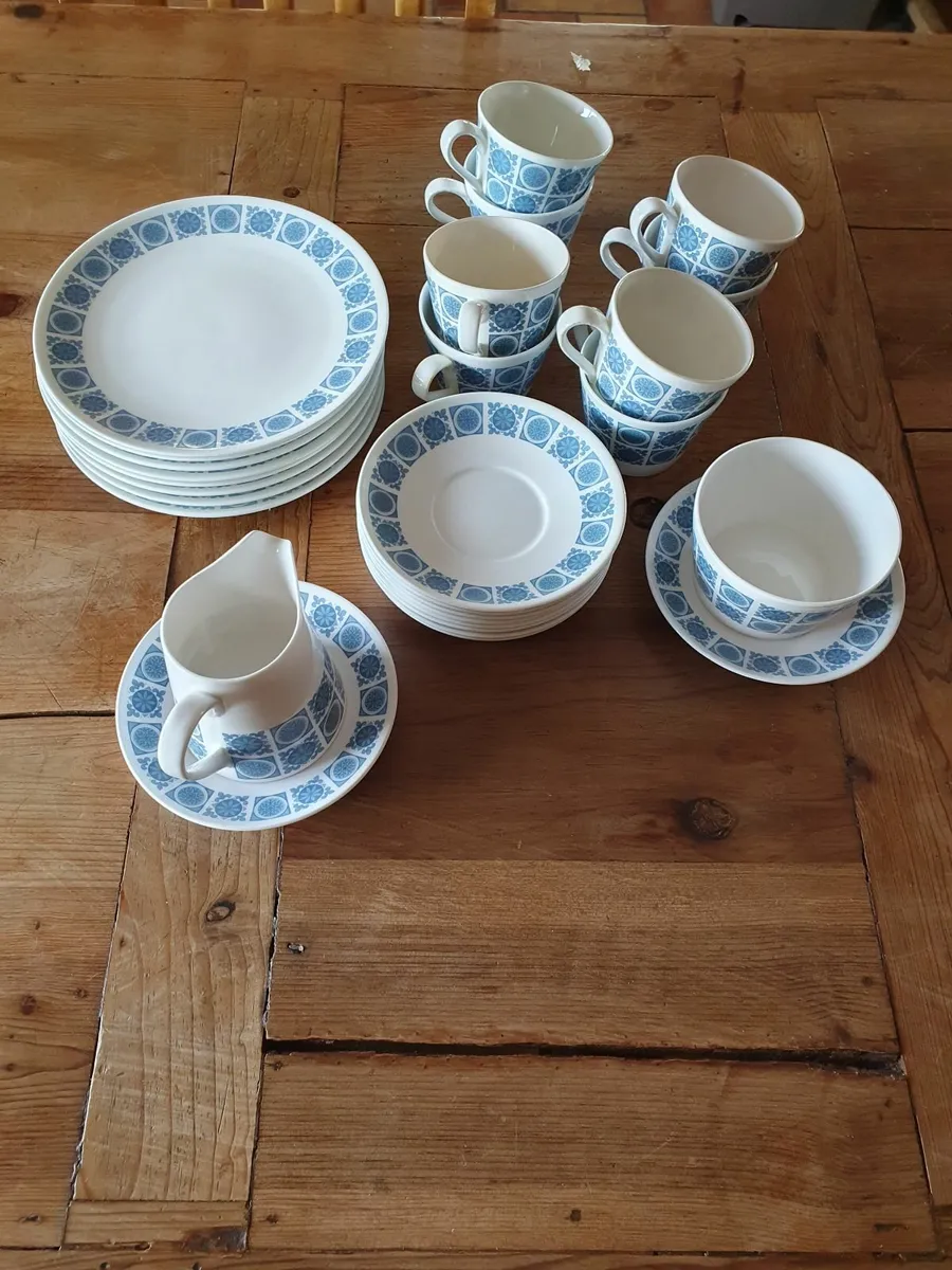 China tea set - Image 1