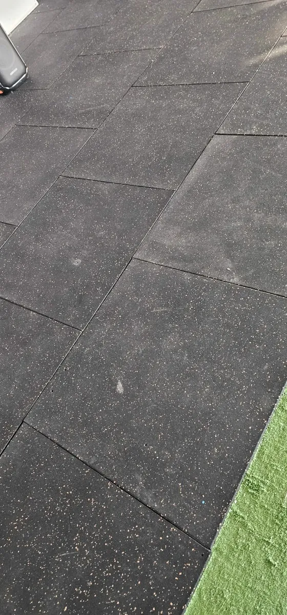 Used Rubber gym tiles - Image 1